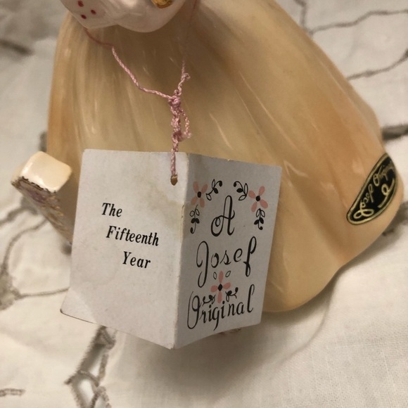 Vtg Hallmark Josef original figurine doll for 15 birthday 70s - Picture 3 of 5